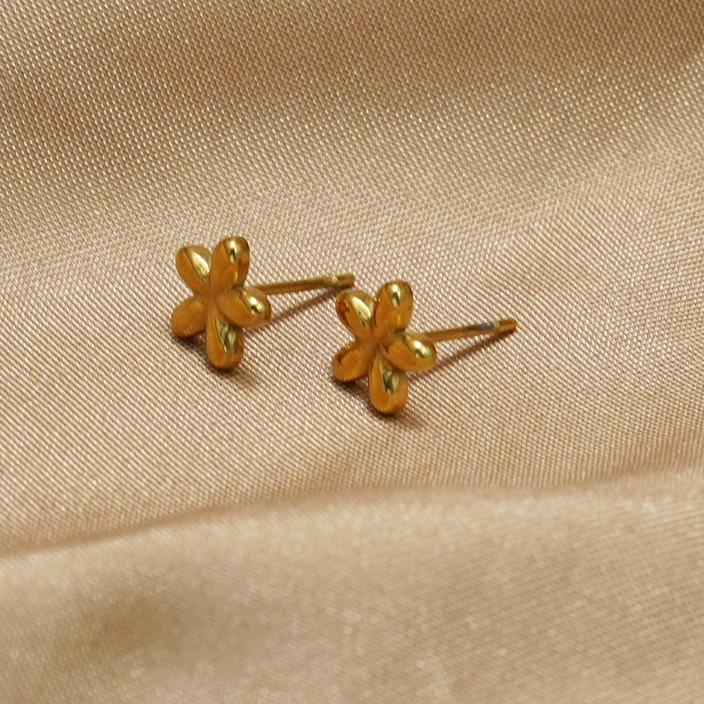 Flower Pendant Necklace and Earrings Set