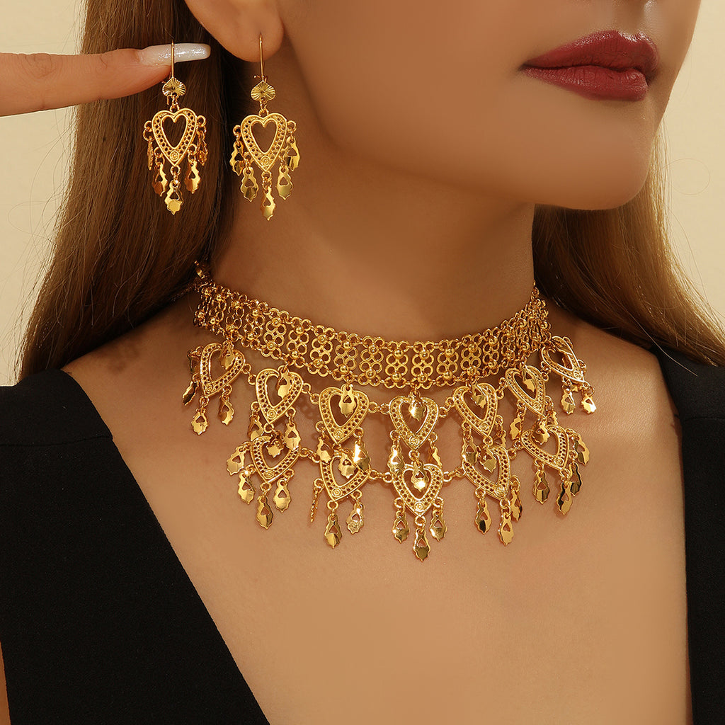 Luxury Heart Shaped Necklace & Earrings Set