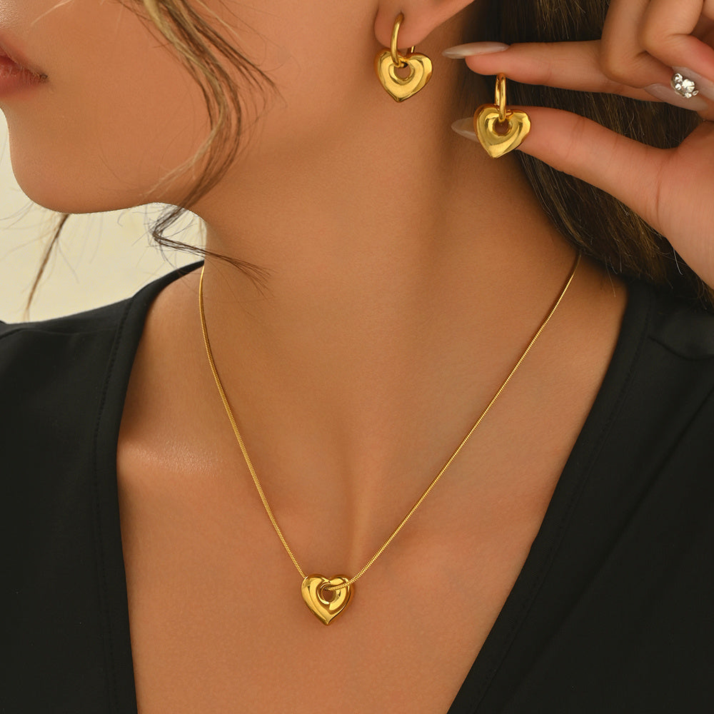 Lxalry 18K Gold Heart Pendant Necklace & Hoop Earrings Set
